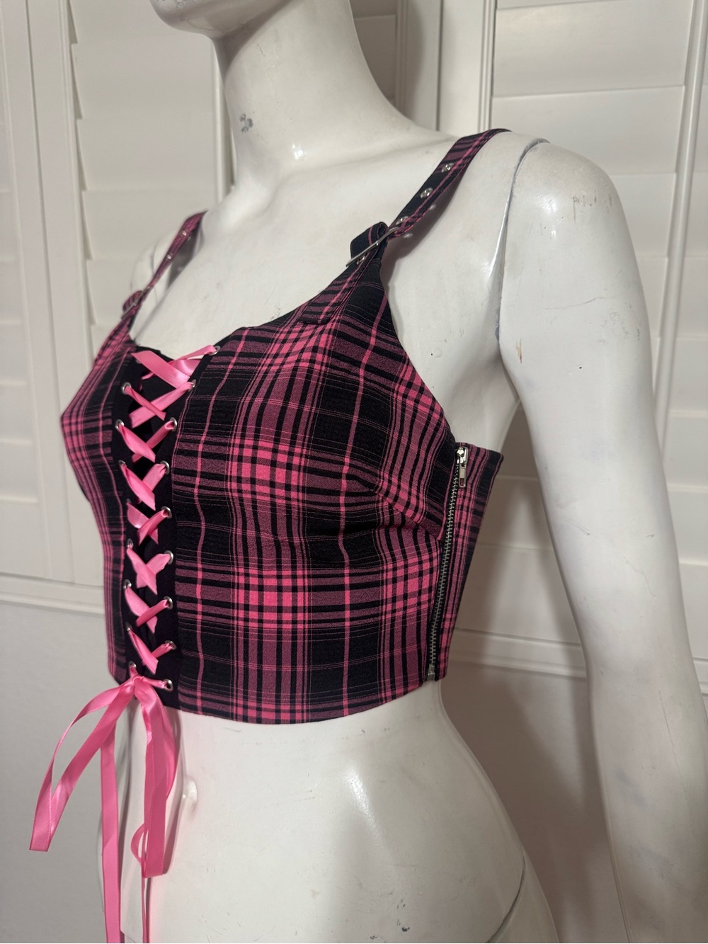 New S pink black plaid buckle corset top punk gothic emo goth festival Lolita